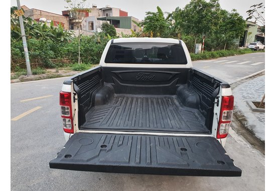 Ford Ranger XL 2015 2 cầu 2.2MT (số sàn, máy dầu)