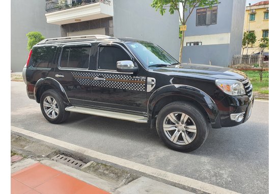 Ford Everest 2011 2.5AT Limited (máy dầu, sản xuất trong nước)