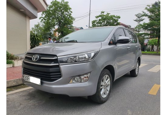 Toyota Innova E 2019 2.0MT (Số sàn, sản xuất trong nước)