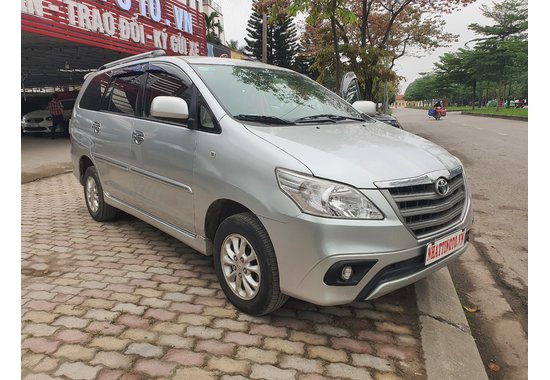 Toyota Innova E 2014 2.0MT (Số sàn, sản xuất trong nước)