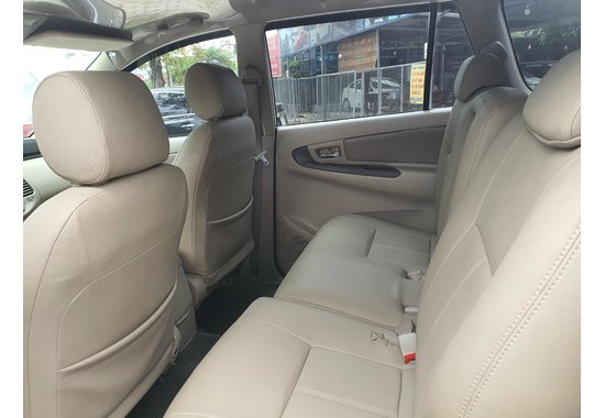 Toyota Innova E 2014 2.0MT (Số sàn, sản xuất trong nước)