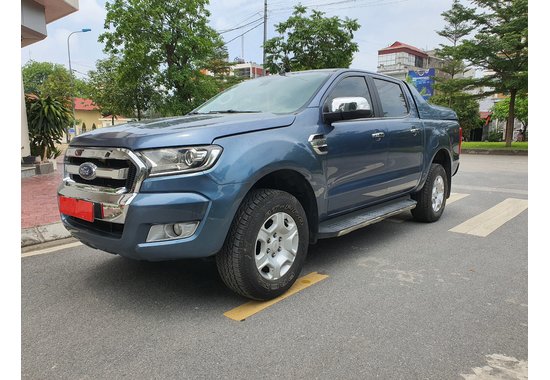 Ford Ranger XLT 2015 2 cầu 2.2MT (số sàn, máy dầu)